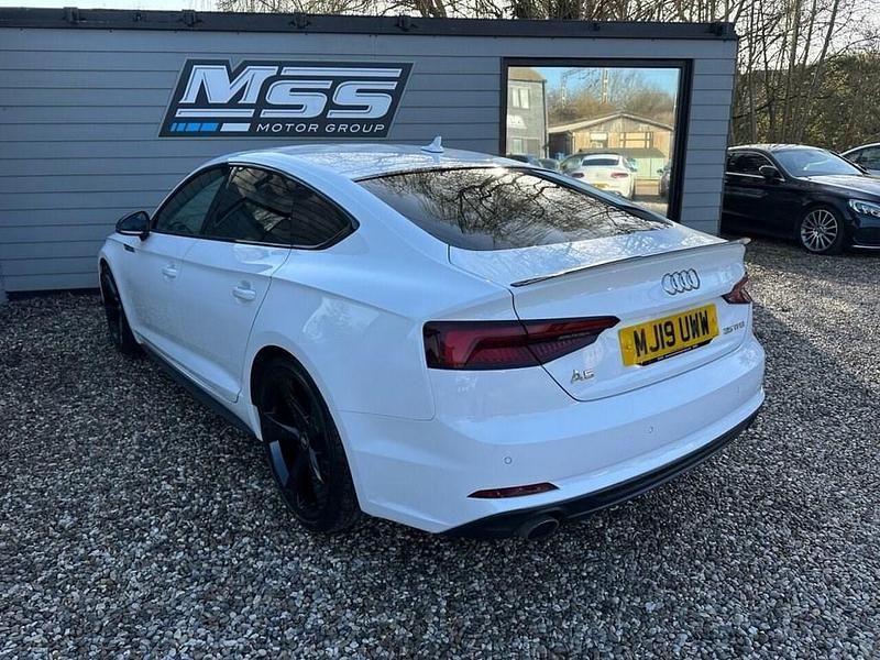 Used Audi A5 Sportback Black Edition 150 HP (110 kW) 2019 White Hatchback