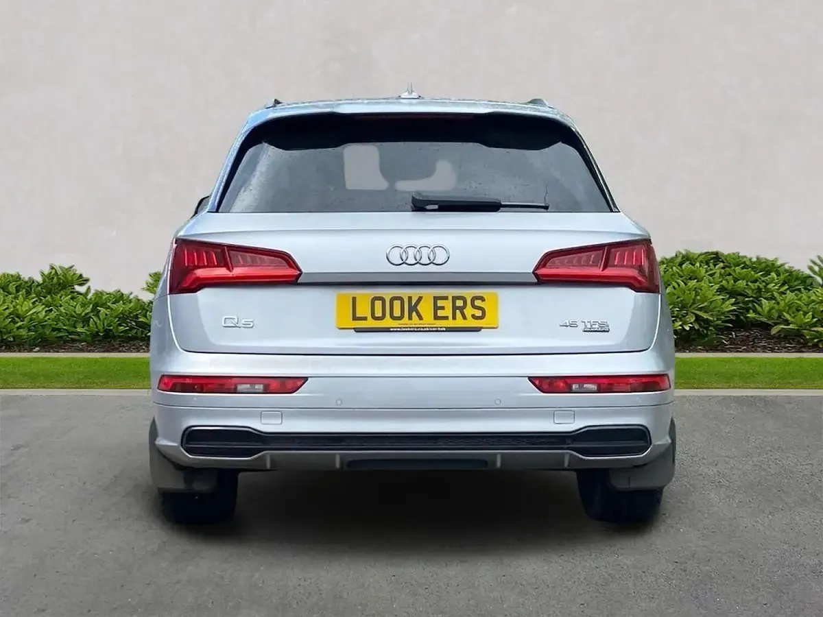 Used Audi Q5 Black Edition 245 HP (180 kW) 2020 Silver SUV