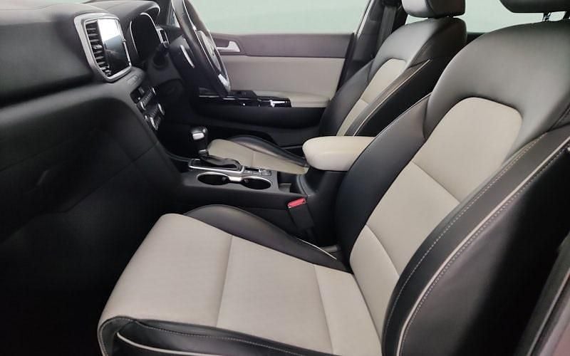 Used Kia Sportage GT-Line 177 HP (130 kW) 2021 Brown SUV