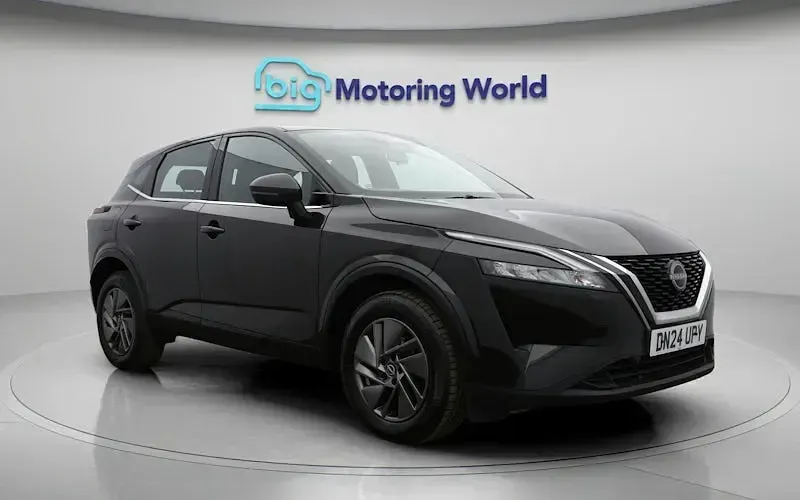 Used Nissan Qashqai Acenta Premium 140 HP (102 kW) 2023 Black SUV