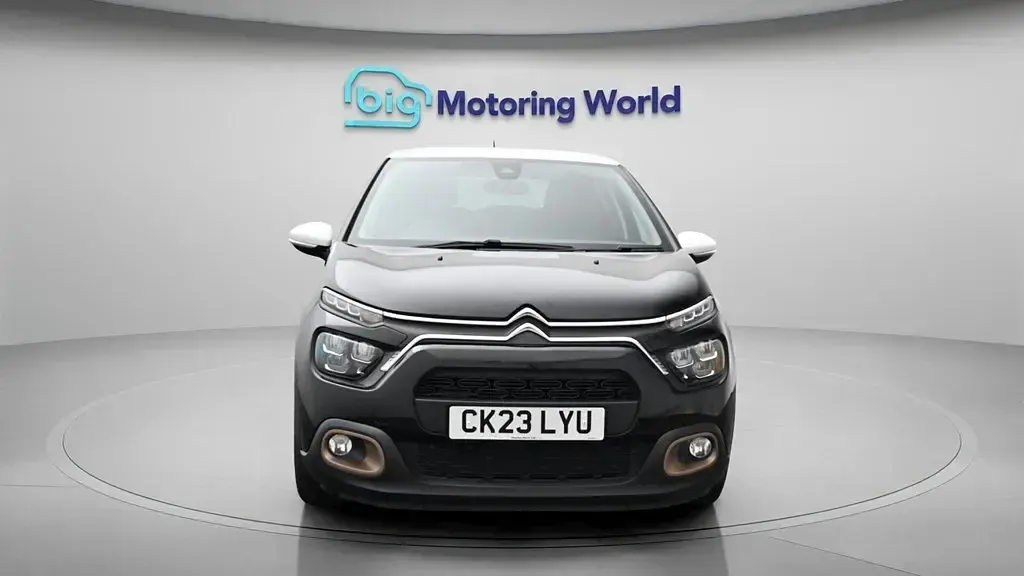 Used Citroën C3 PureTech 83 HP (61 kW) 2023 Black Hatchback