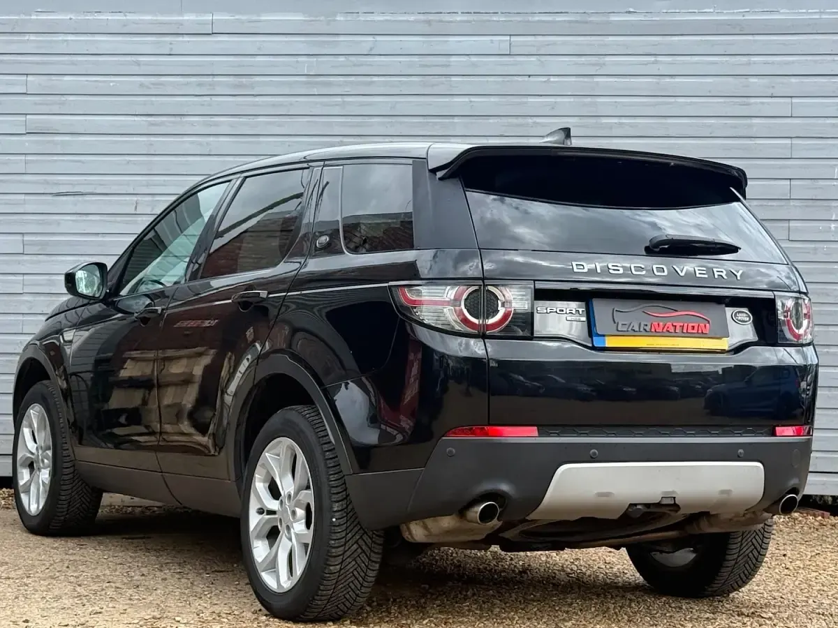 Used Land Rover Discovery 5 HSE 2017 Black SUV