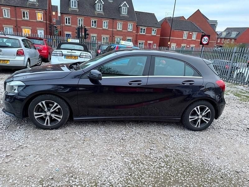 Used Mercedes A180 Executive 2016 Purple Hatchback