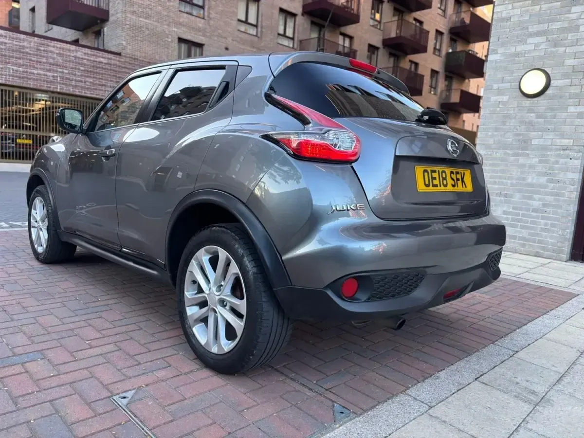 Używany Nissan Juke S 2018 Szary SUV