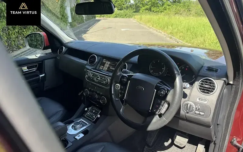Used Land Rover Discovery 4 HSE 256 HP (188 kW) 2015 SUV