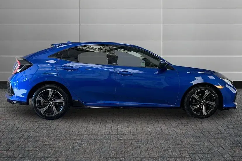Used Honda Civic Sport 182 HP (133 kW) 2017 Blue Hatchback
