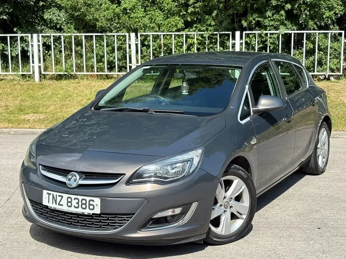 Used Vauxhall Astra SRi 2013 Grey Hatchback
