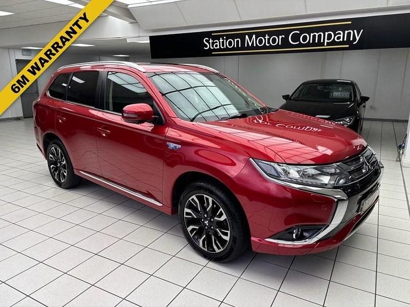 Red Used 2016 Mitsubishi Outlander P-HEV SUV | £10,499 (Fair price) - Image 1/4
