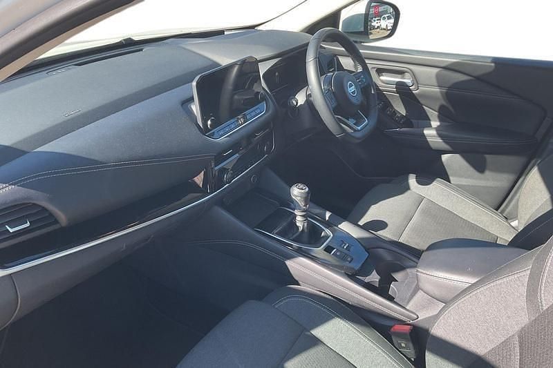 Used Nissan Qashqai 2021 White SUV