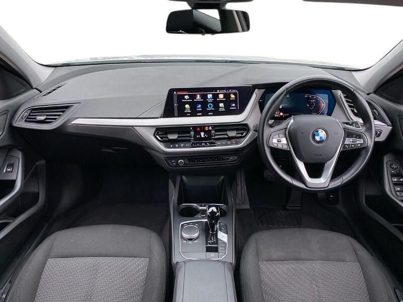 Used BMW 116 Comfort Edition 114 HP (83 kW) 2024 White Hatchback