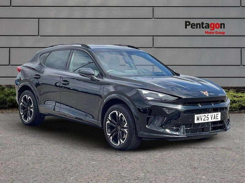 Black Used 2025 Cupra Formentor SUV | £28,120 (Expensive) - Image 1/4