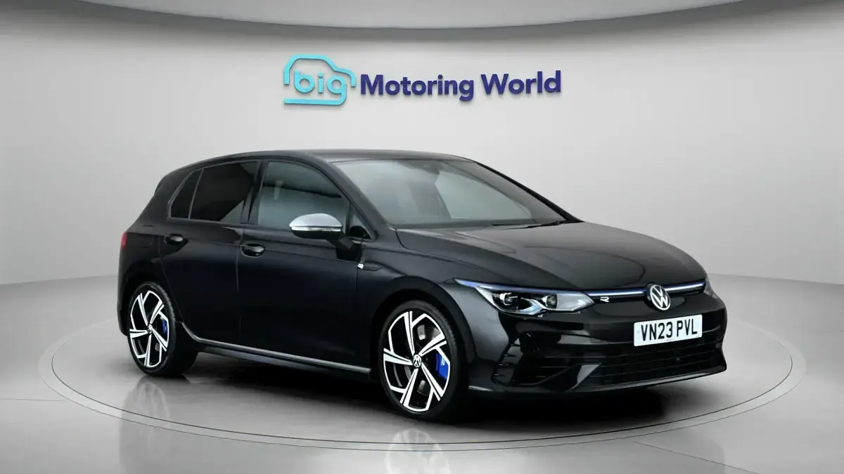 Used VW Golf VIII R 320 HP (235 kW) 2023 Hatchback