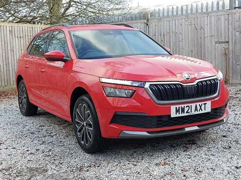 Used Skoda Kamiq SE Drive 95 HP (69 kW) 2021 Red SUV