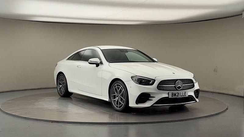 Polar white Used 2021 Mercedes E220 AMG line Coupe | £26,150 (Good price) - Image 1/4