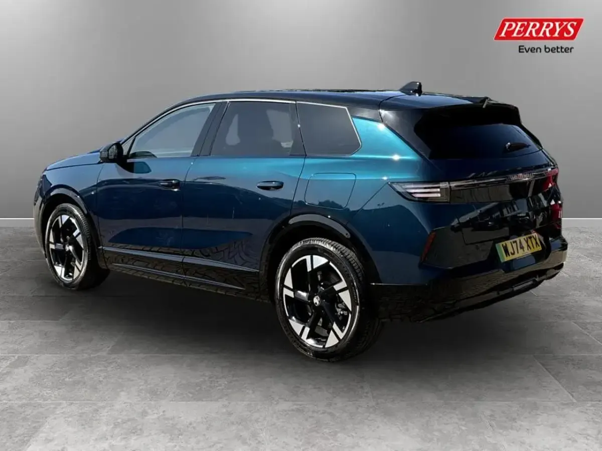 Used Vauxhall Grandland Ultimate 154 kW (210 HP) 2024 Blue SUV