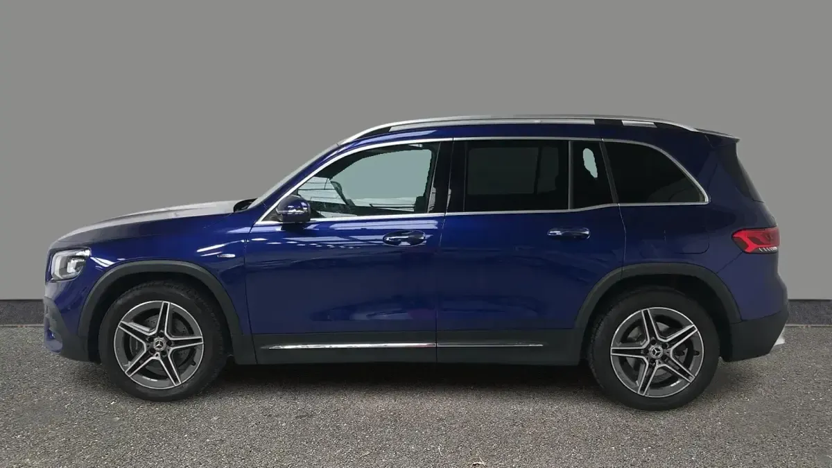 Used Mercedes GLB200 AMG Line Premium 150 HP (110 kW) 2020 Blue SUV
