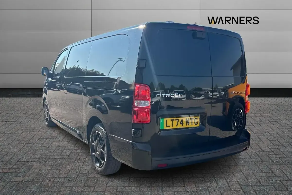 Used Citroën Dispatch 98 kW (134 HP) 2024 Black MPV