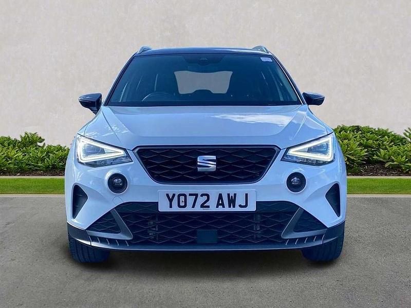 Used Seat Arona FR 108 HP (79 kW) 2023 White SUV