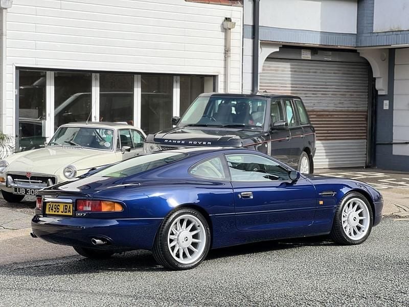 Used Aston Martin DB7 360 HP (264 kW) 1998 Blue Sedan