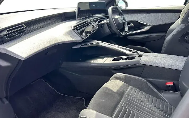 Used Peugeot 3008 GTi 136 HP (100 kW) 2025 Estate