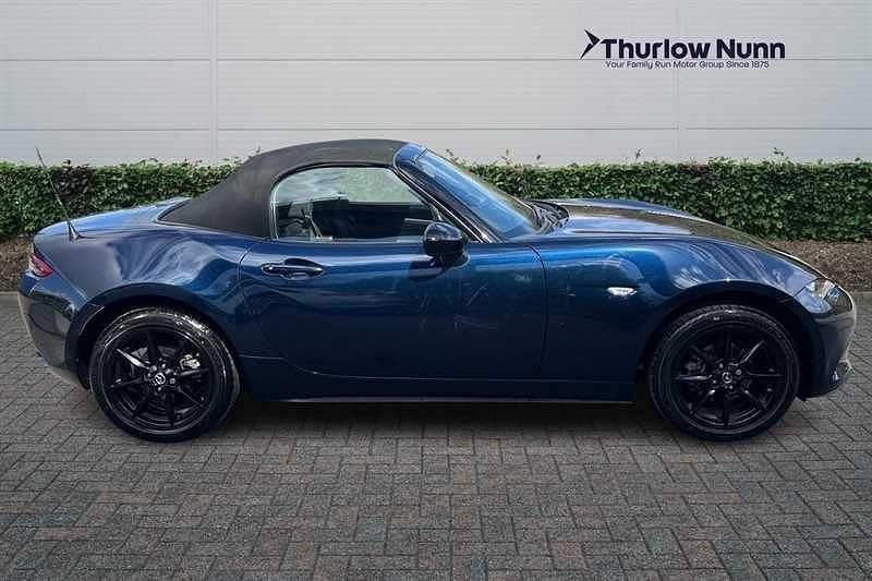 Begagnad Mazda MX5 132 HK (97 kW) 2022 Blå Cab