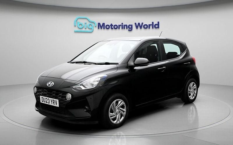 Used Hyundai i10 SE 67 HP (49 kW) 2022 Black Hatchback