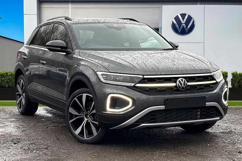 Grey New 2026 VW T-Roc Design SUV | £32,560 (Fair price) - Image 1/4