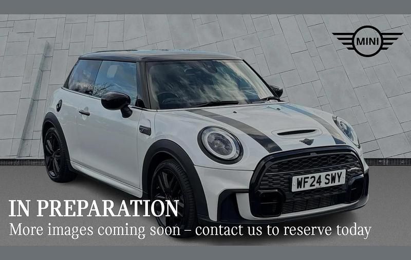White Used 2024 Mini Cooper S Hatch Hatchback | £23,995 (Fair price) - Image 1/4
