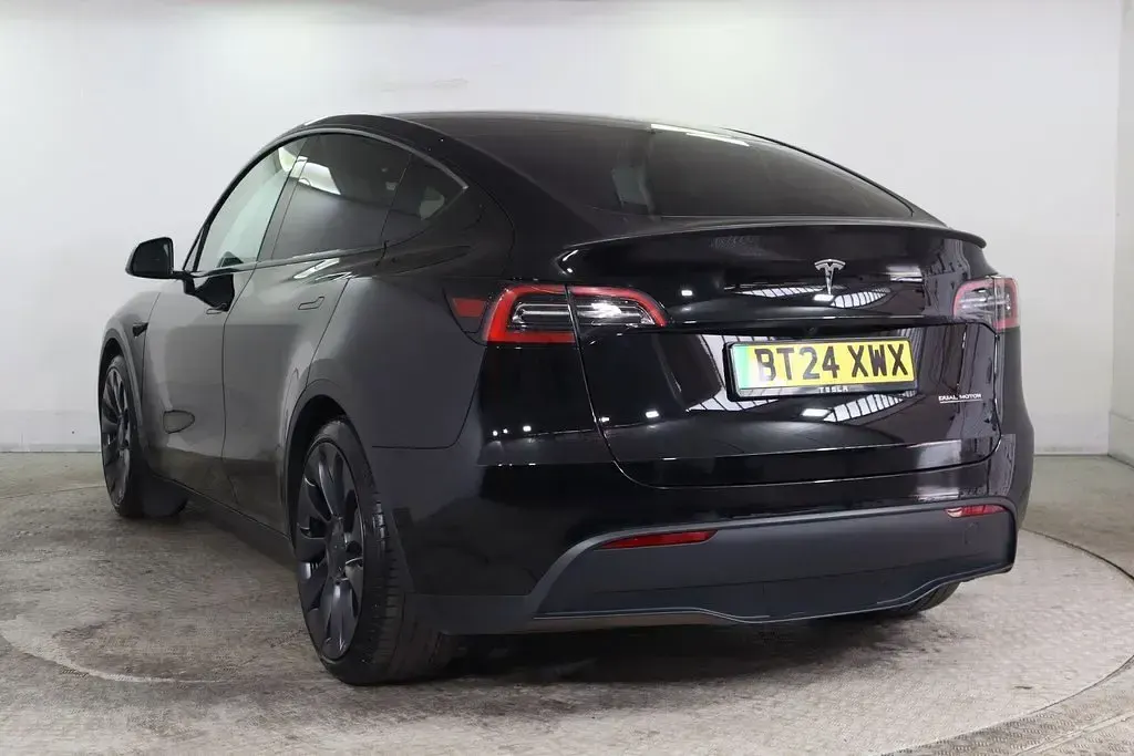 Used Tesla Model Y Performance 392 kW (534 HP) 2024 SUV