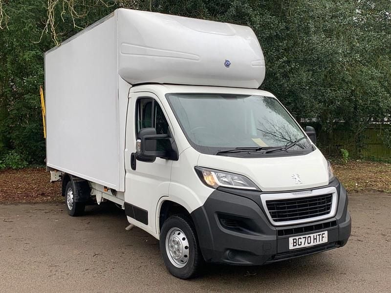 White Used 2020 Peugeot Boxer Business-Line Van | £13,950 (A bit pricey) - Image 1/4