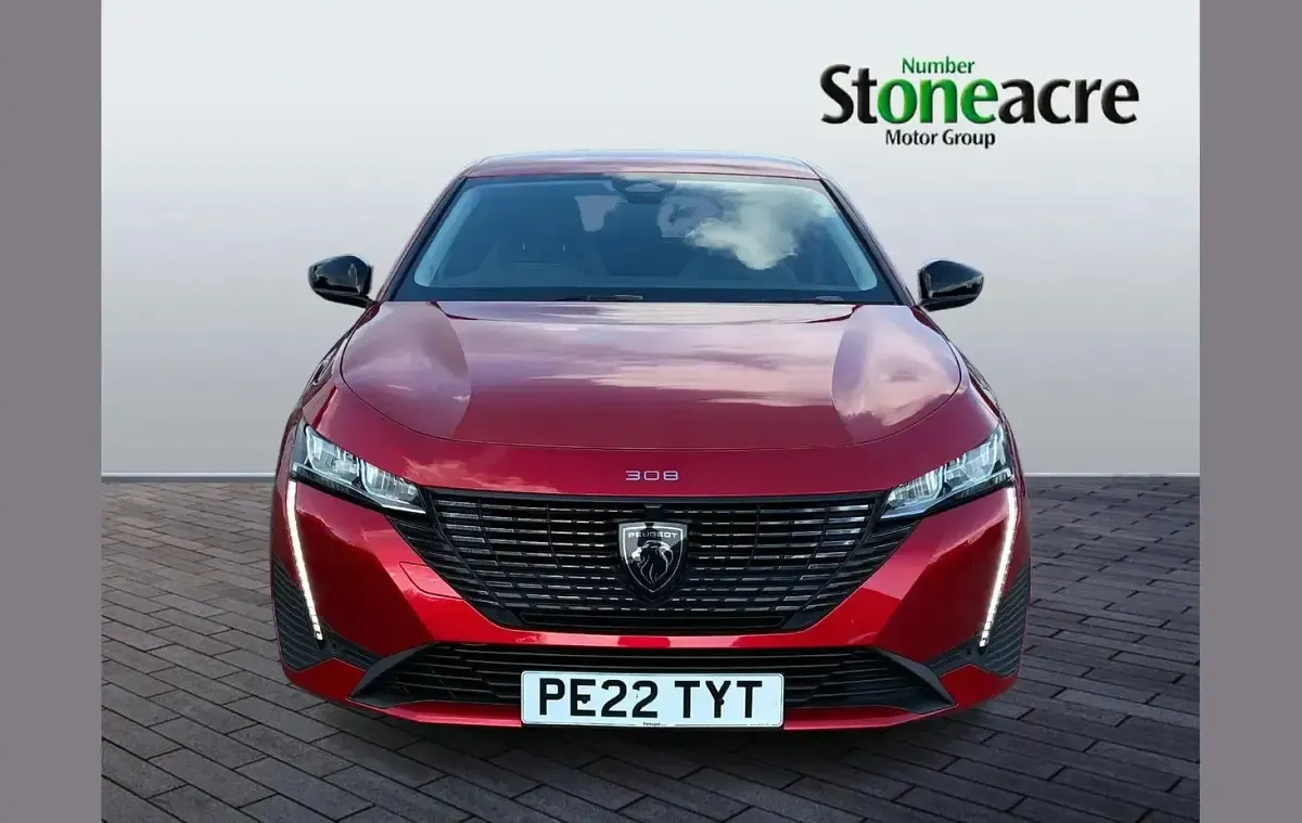Used Peugeot 308 Allure Premium 129 HP (94 kW) 2022 Red Hatchback