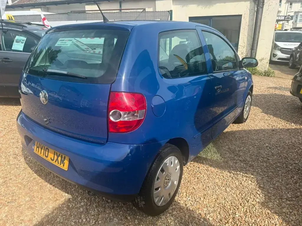 Used VW Fox 55 HP (40 kW) 2010 Blue Hatchback