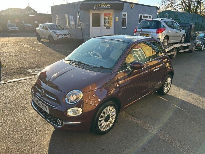 Red Used 2016 Fiat 500 Lounge Hatchback | £4,995 (Fair price) - Image 1/4