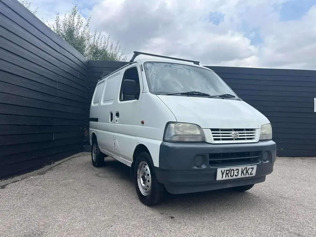 Used Suzuki Carry 2003 White Pickup