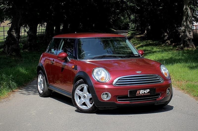Red Used 2007 Mini Cooper Hatch Hatchback | £3,950 (Fair price) - Image 1/4