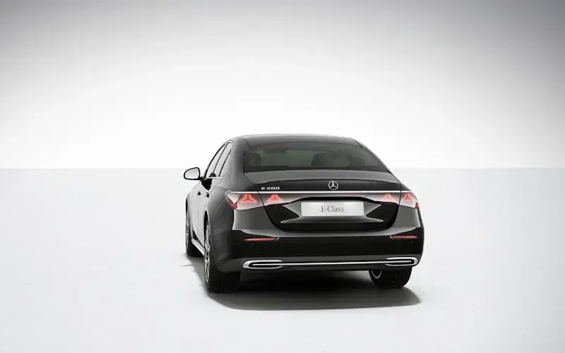 New Mercedes E200 Premium 204 HP (150 kW) 2026 Sedan