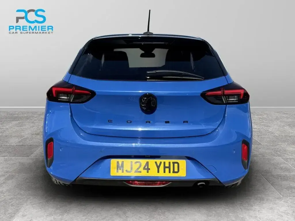 Used Vauxhall Corsa 73 HP (53 kW) 2024 Voltaic blue (metallic paint) Hatchback
