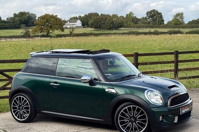 Green Used 2012 Mini Cooper S Hatch Hatchback | £5,950 (A bit pricey) - Image 1/1