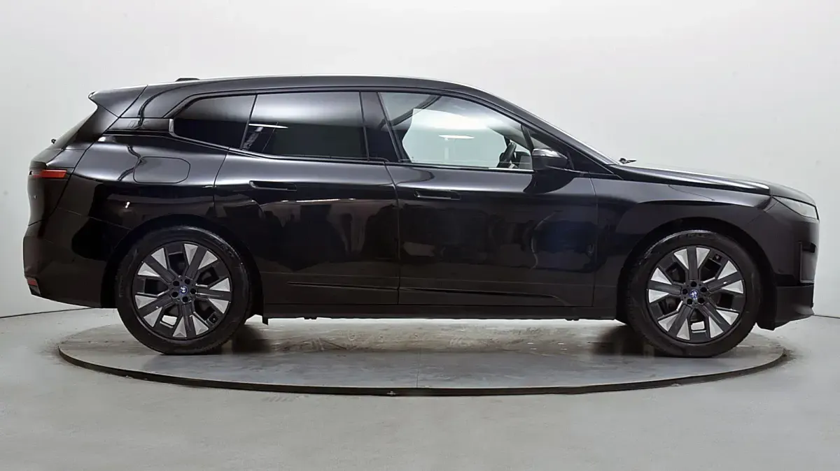 Used BMW iX Sport Line 239 kW (326 HP) 2024 Black SUV
