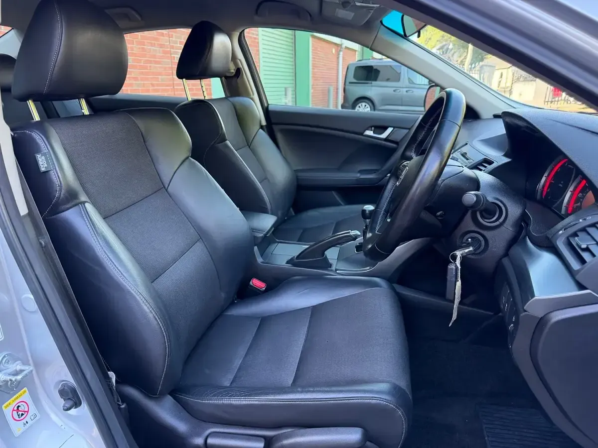 Used Honda Accord ES 2012 Silver Sedan