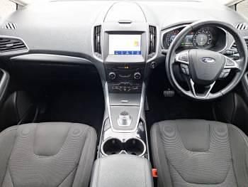 Used Ford S-MAX Titanium 190 HP (139 kW) 2023 Grey MPV