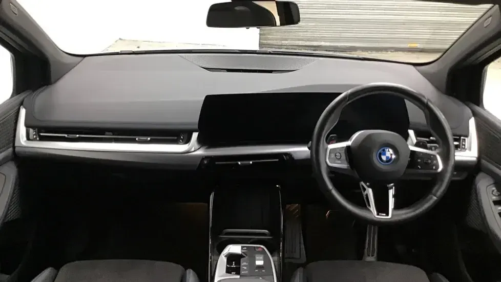 Usado BMW 230e Active Tourer M Sport 322 CV (236 kW) 2025 Gris Monovolumen