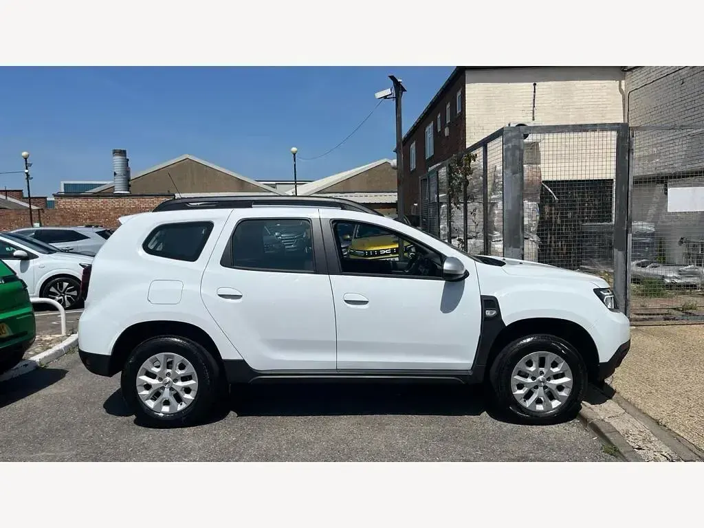 Used Dacia Duster Expression 2023 White SUV