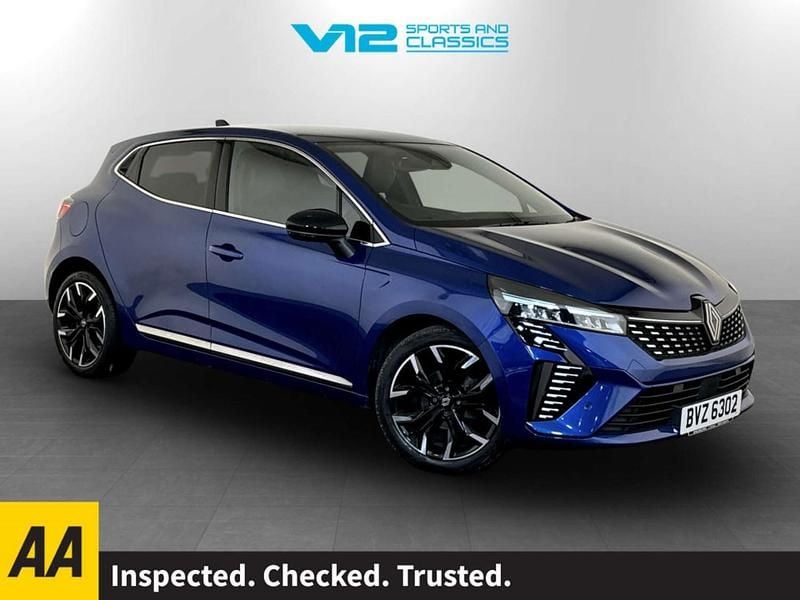 Used Renault Clio V Techno 90 HP (66 kW) 2024 Blue Hatchback