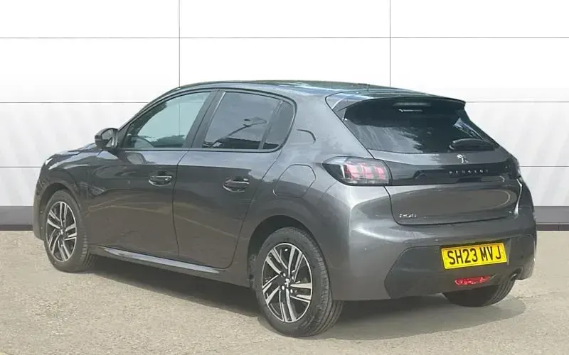 Used Peugeot 208 Active+ 102 HP (75 kW) 2023 Grey Hatchback