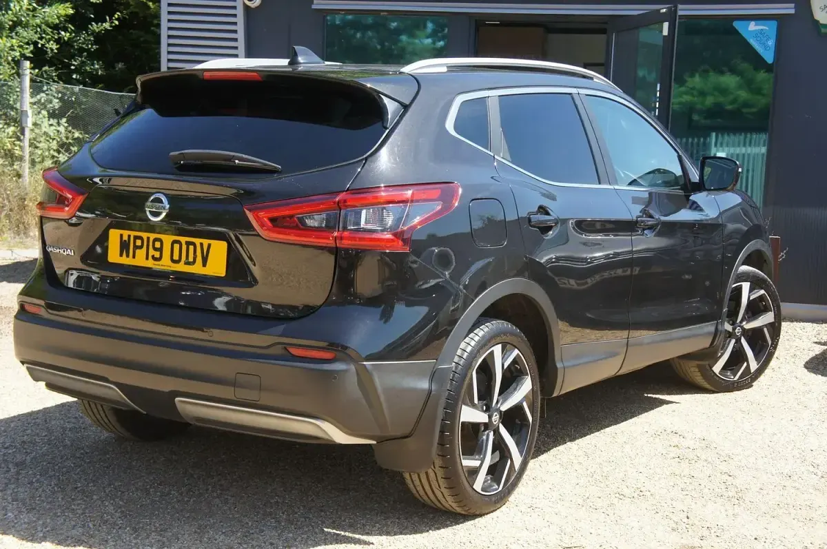 Used Nissan Qashqai Tekna 160 HP (117 kW) 2019 Black SUV