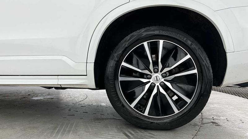 Used Volvo XC90 Momentum 2022 White SUV