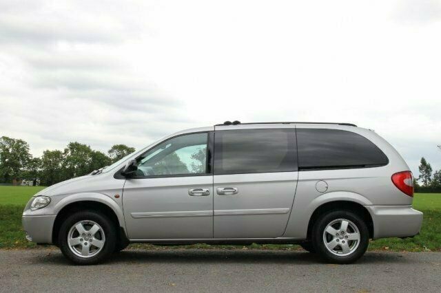 Used 2008 Chrysler Grand Voyager MPV | £11,500 (Expensive) - Image 1/4