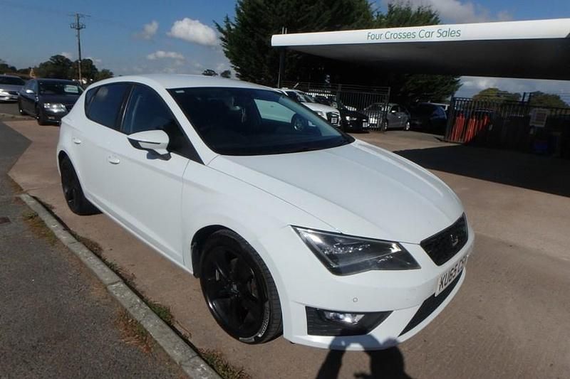 White Used 2015 Seat Leon FR Hatchback | £5,950 (Fair price) - Image 1/1