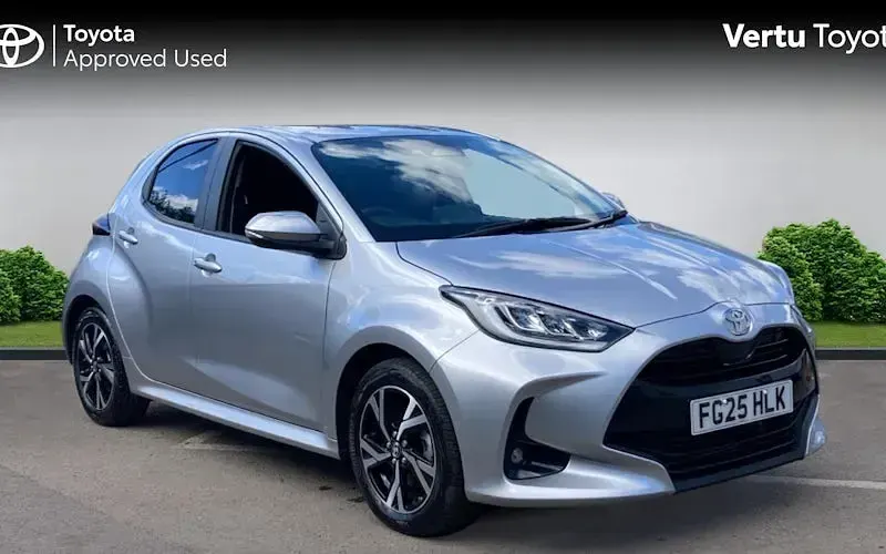 Used Toyota Yaris Design 116 HP (85 kW) 2025 Hatchback